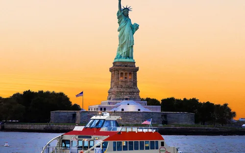 Statue at Sunset Cruise Experience in New York