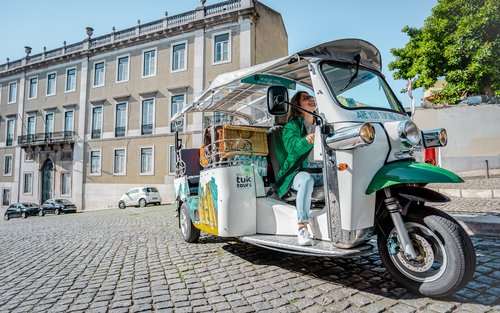 Half Day Tuk Tuk Private Tour of Lisbon