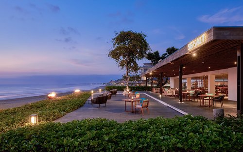 Seasalt Seminyak -ruokailukokemus Alila Seminyak Balilla