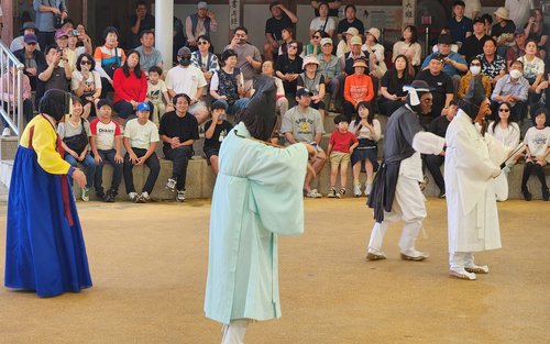 Andong Hahoe Folk Village Private UNESCO Full-Day Tour