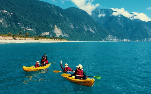 Hualien: Qingshui Cliff Canoe and SUP Experience