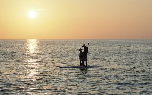 Cours de surf par Beyond Surf Kata Phuket