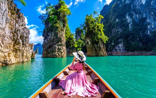 Khao Sok : Excursion privée en bateau à longue queue sur le lac Cheow Lan