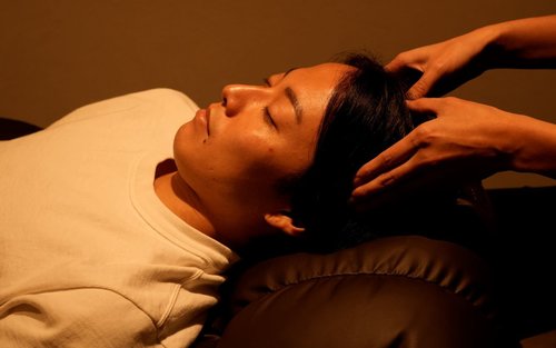 Tokyo's popular head spa DRYHEADSPA UTATANE