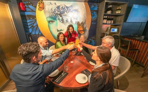 Vancouver Gastown Half-Day Food Tour with Mixology Experience