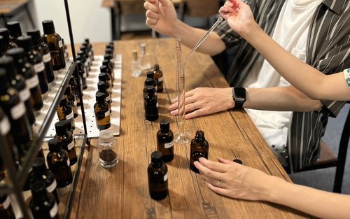 Tokio: Omotesandon alkuperäinen hajuvesityöpaja