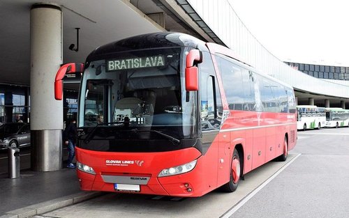 Perkhidmatan Pengangkutan Bersama dari Lapangan Terbang Vienna (VIE) ke Stesen Bas Central Bratislava 
