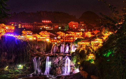 Zhangjiajie One-Day Tianmen Mountain & Furong Town Tour with Night Views