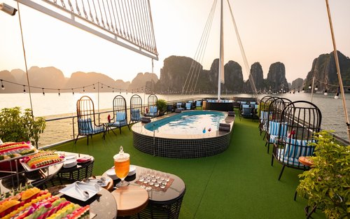 陽光盛大一日遊：下龍灣、Sung Sot、Titop Island