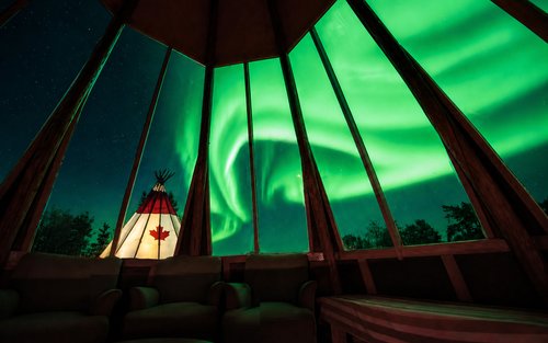 Yellowknife Aurora Hunting Multiday Tour