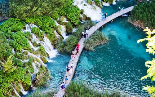 Plitvice Lakes full-day tour from Zagreb