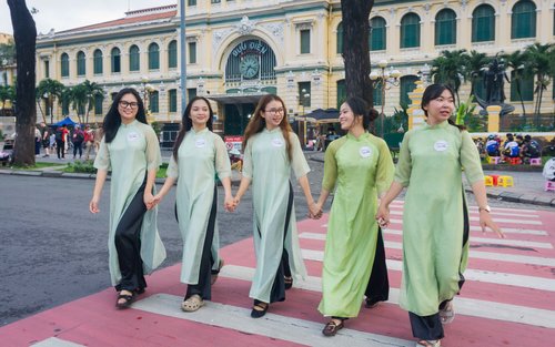 Tour Sài Gòn bằng Xe Máy