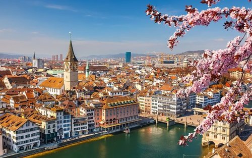 Zurich Private Sightseeing Tour with Lake Cruise