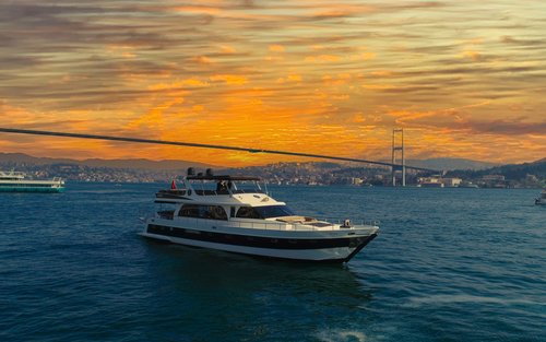 Bosphorus Sunset Cruise on Yacht with Live Guide