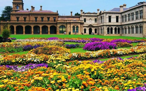 Werribee Open Range Zoo & Werribee Mansion Tour