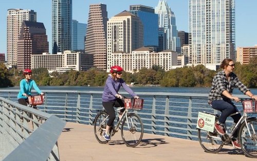Austin em Poucas Palavras: Passeio de Bicicleta