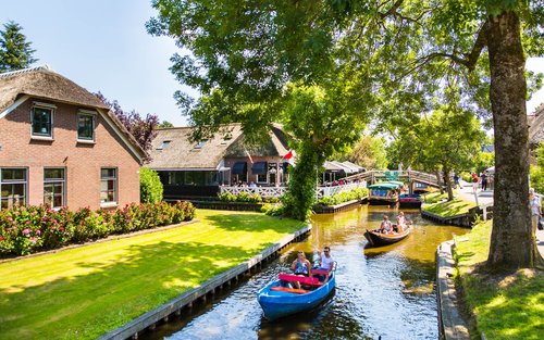Amsterdam Giethoorn Full-Day Guided Tour