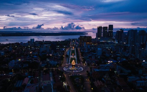 Phnom Penh Heritage city tour by Night 