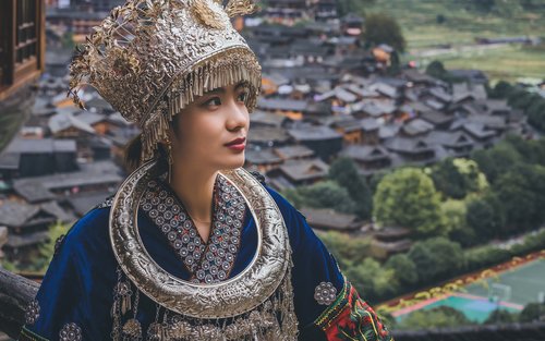 Культурный тур на целый день по деревне Мяо Цяньху в Сицзяне, Гуйян