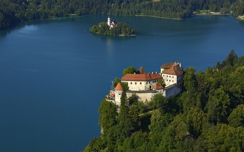 Lake Bled and Triglav National Park: A Day Trip from Ljubljana