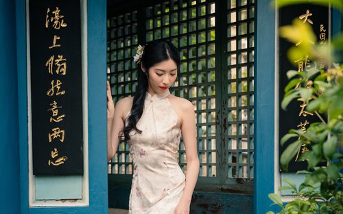 Banqiao: Lin Family Garden Hanfu Qipao & Ancient Style Makeup Experience