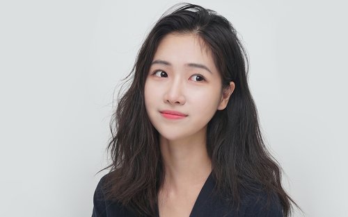 Korean Style Studio Photoshoot in Bukchon