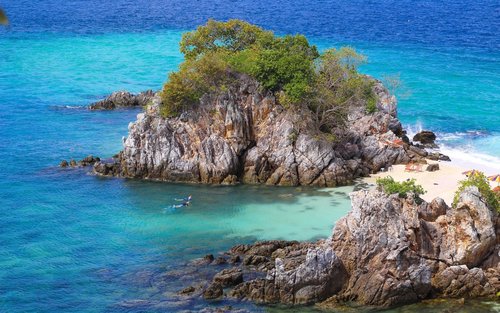 Phuket: 3 Khaiöarna Koppla av & snorkla Halv-/Heldagstur 