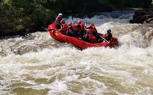White Water Rafting Adventure in Slim River 