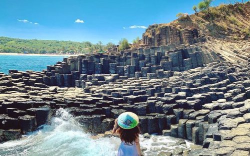 Phu Yen Day Tour from Quy Nhon: Mang Lang Church, Ganh Da Dia, Bai Xep