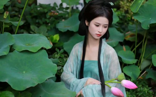 江蘇蘇州漢服▪拍攝體驗（漢服租賃+可選攝影師外景跟拍體驗+多種風格任選+服裝精美多樣+優質服務+高品質服裝）