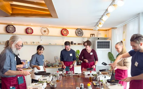 Seoul Traditional Market Walking Tour&Korean Food Cooking Class OME