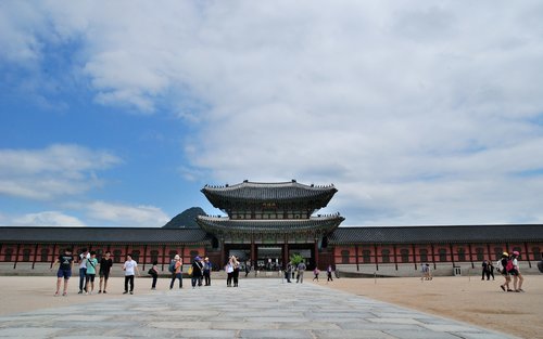 Seoul Gyeongbokgung Palace Half-Day Guided Historical Tour