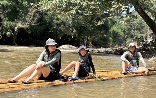 Chiang Mai Pon Elephant & Bamboo Rafting Full-Day Small Group Tour