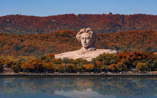 Celodenní historická prohlídka hory Yuelu a Oranžového ostrova v Changsha