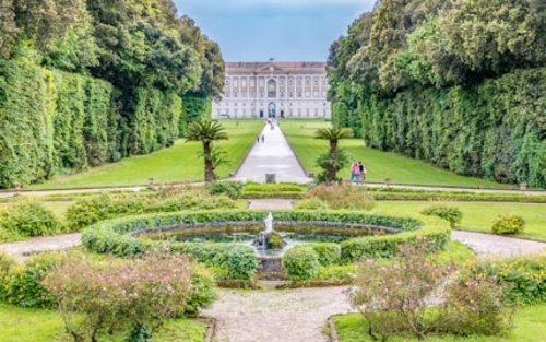 Vanuit Caserta: Ontdek het Koninklijk Paleis met een begeleide wandeling