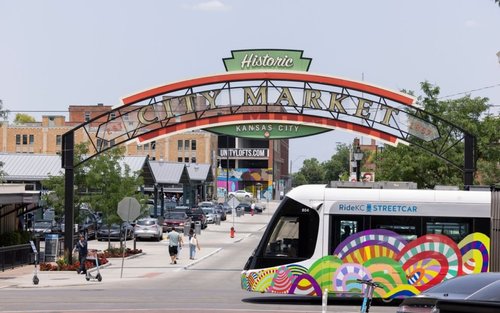 Kansas City Half-Day Walking Food Tour with 5 Tastings & Secret Dish