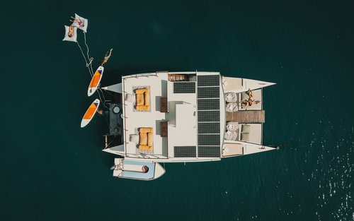 Nusa Lembongan Snorkling på Utopia Katamaran | Flydende Strandklub