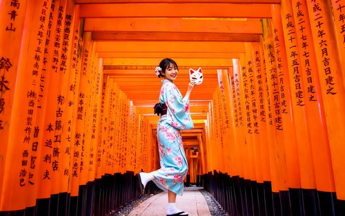 Kyoto Wafuu Journey | Kinkaku-ji Temple & Kiyomizu-dera Temple & Fushimi Inari Taisha Shrine Day Tour | Departure from Osaka/Kyoto