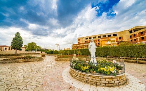 Lawatan Sehari ke Mostar dan Medjugorje (Bertolak dari Dubrovnik)