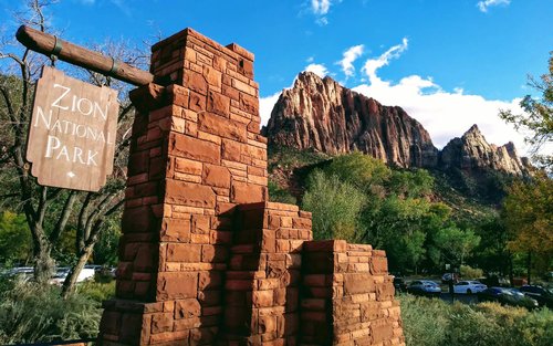 Zion&Bryce Canyon National Park Day Tour dari Las Vegas -Small Group