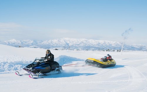 日本北海道札幌白色恋人公园+小樽+神威岬一日游【秘境积丹蓝】