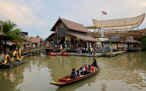 Nong Nooch Tropical Botanical Garden & Pattaya Floating Market Full-Day Private Tour