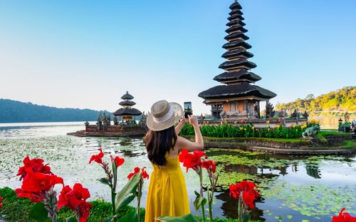 Excursió cultural de dia complet als temples de Tanah Lot i Ulun Danu