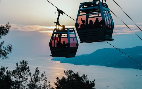 Tour di mezza giornata di Alanya in città e in barca con schiuma party