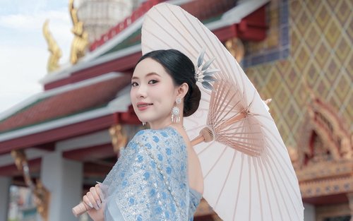 Thuê trang phục Thái Lan ở Bangkok của Bangkok & Blush