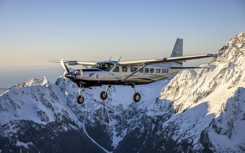 Milford Sound Scenic Fly, Cruise, Fly from Queenstown