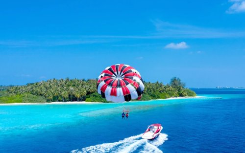 Male Parasailing Experience with Transfer