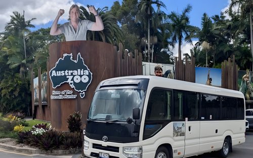 Pengembaraan Pemindahan dan Kemasukan ke Australia Zoo