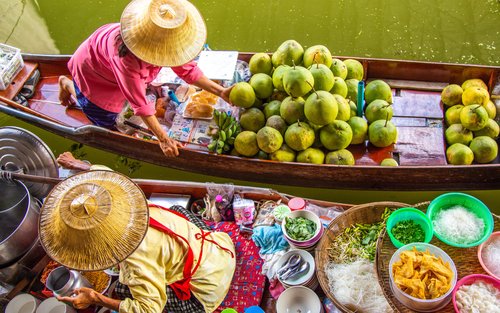 Privater Mietwagen Damnoen Saduak Schwimmender Markt, Maeklong Eisenbahn