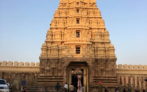 Bengaluru One-Day Ranganathaswamy, Somnathpur, Mysore Palace Tour